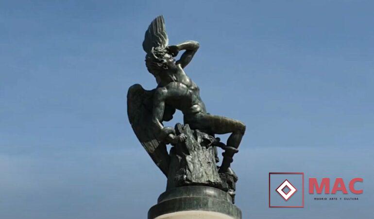 Fuente del Ángel Caído; La estatua del diablo en el Retiro