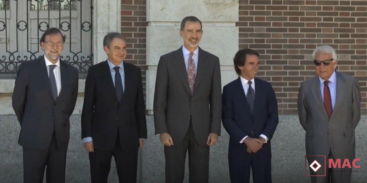 Imagen de algunos presidentes del Gobierno junto con el Rey